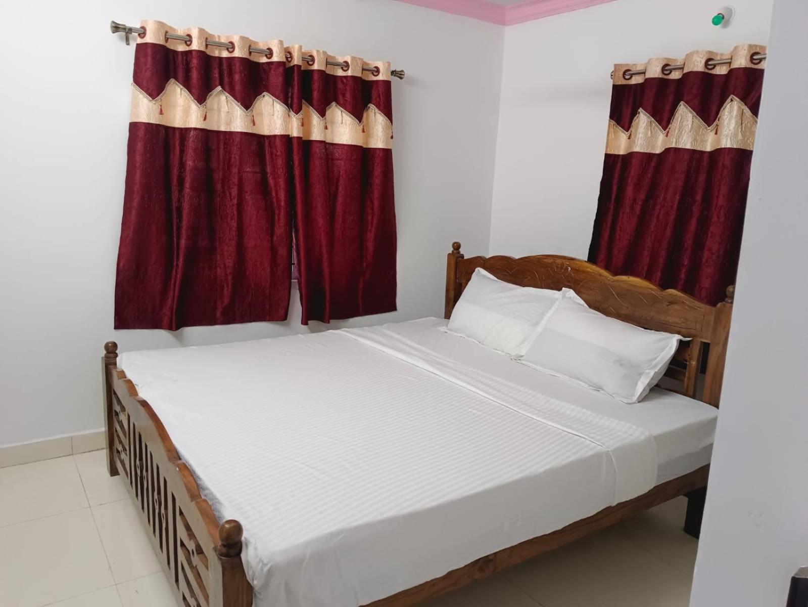 Madurai Koodal Nagar Homestay Extérieur photo